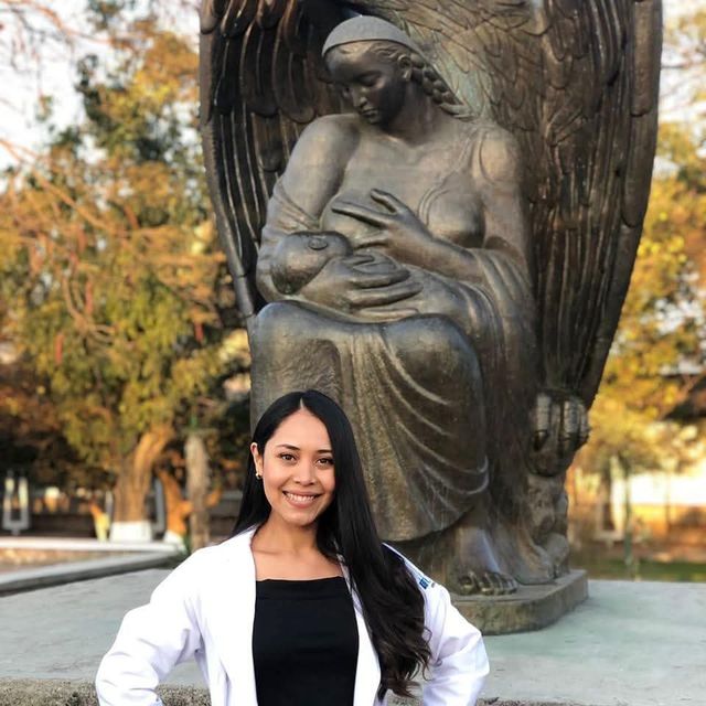 Perla Estefania Nolasco Navarro, Ginecólogo Ciudad del Valle