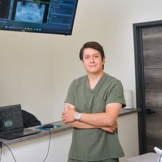 Saúl Alberto Lechuga Rodríguez, Periodoncia San Andres Cholula