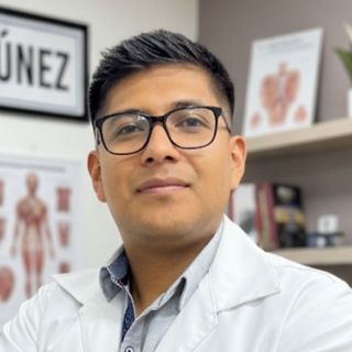 Ampliar imagen: Miguel Alejandro  Juárez Núñez , Quiropráctico Maravatio