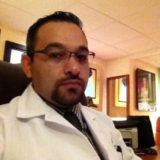 Ampliar imagen: José Ramón Morales Pérez, Cirujano general Tlalnepantla de Baz