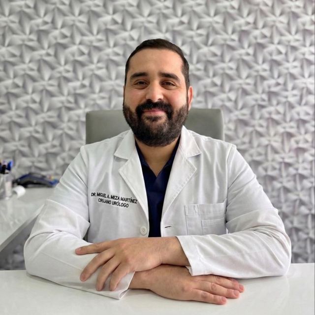 Miguel Alberto Meza Martínez, Urólogo Tecate