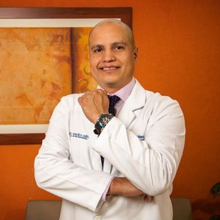Dr. Carlos Alberto Castellanos Velasco