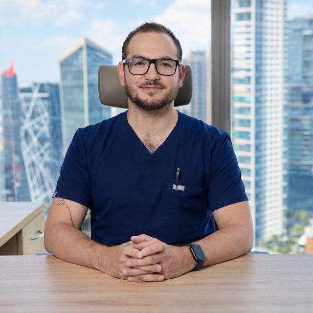Juan Ramón Camacho Ramírez, Cirujano vascular Zapopan