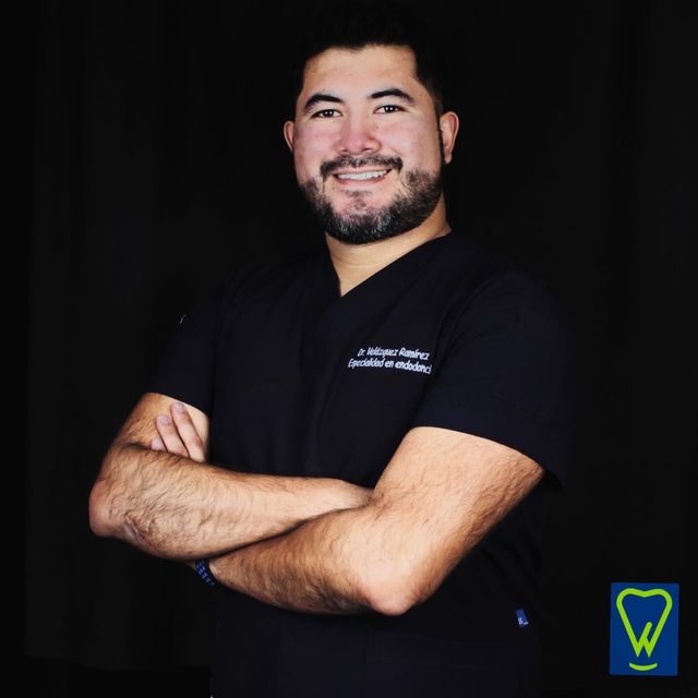 Adair Velázquez Ramírez, Dentista - Odontólogo Puebla