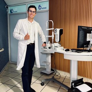 Dr. Axel De Jesus Jarillo Figueroa