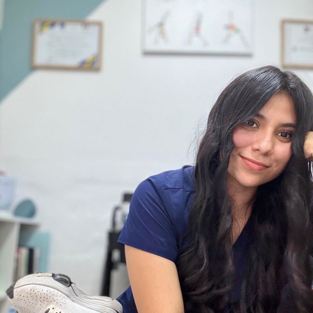 Brenda Verónica Victoria García, Fisioterapeuta Tlalnepantla de Baz