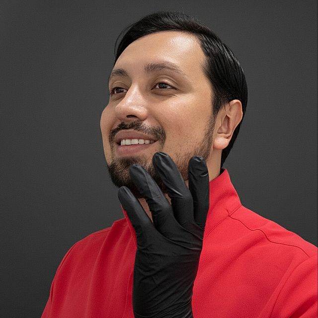 VICTOR EMANUEL SOLIS VALDES, Médico general Saltillo