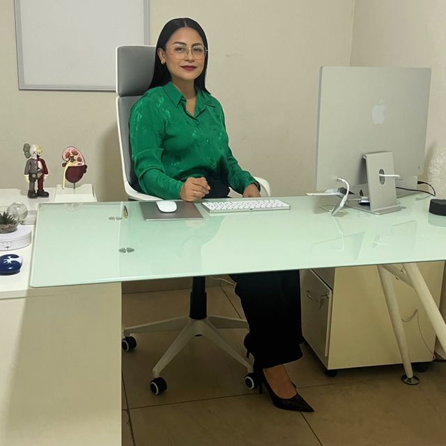 Norma Eloisa Pérez Juárez, Nefrólogo Xalapa