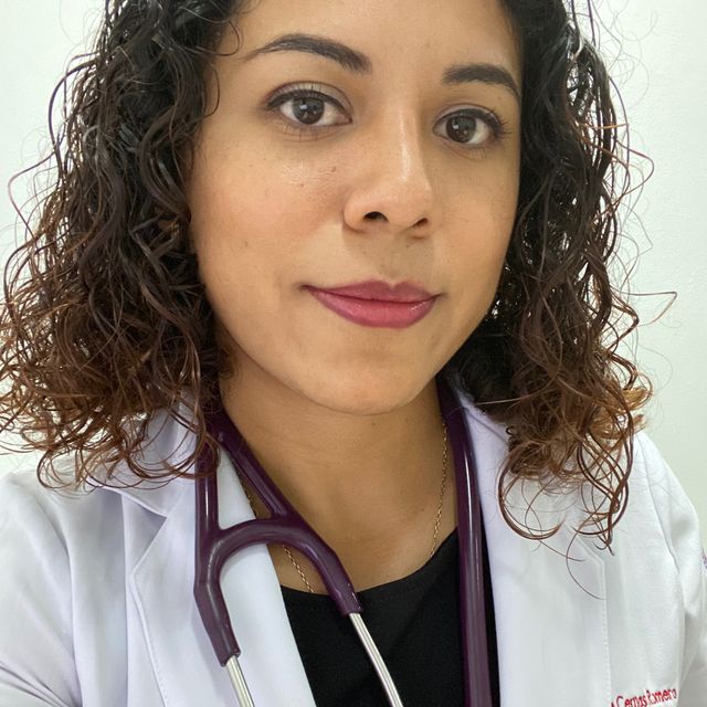 María Elena Cernas Romero, Cardiólogo Ciudad de México