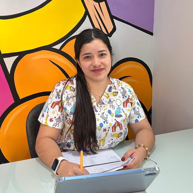 Leonora  Acosta Gomez , Fisioterapeuta Mérida