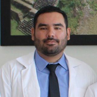 Ampliar imagen: Hector Alan Leal Castro, Cirujano general Mazatlan