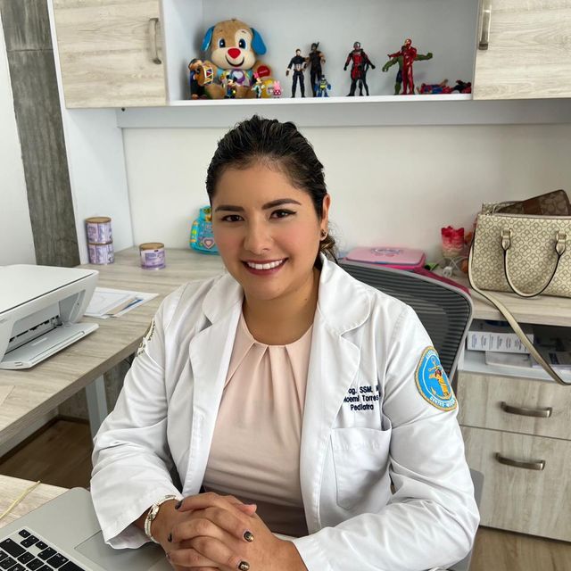 Karen Noemi Torres Huerta, Alergólogo Veracruz