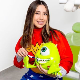 Ampliar imagen: Dey Aylin Casados Lopez, Dentista - Odontólogo Poza Rica