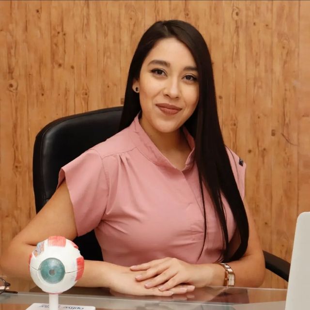 Melissa Janeth Reynoso Muñoz, Oftalmólogo Berriozabal