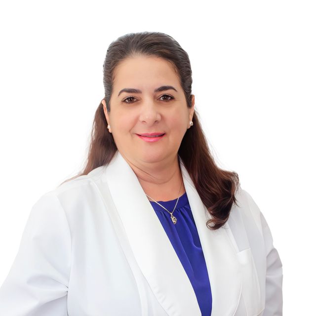 Eva Santana Alas, Oftalmólogo Cancun