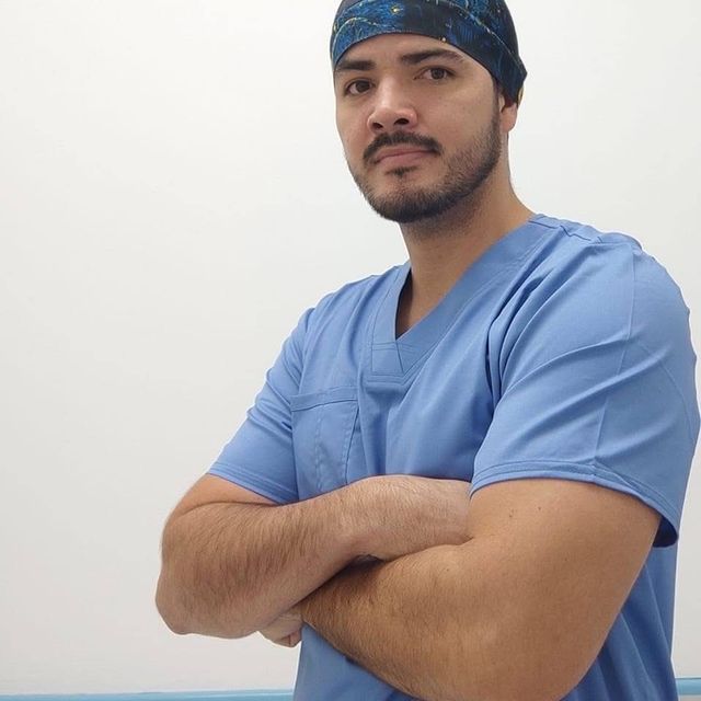 Emmanuel Camarero Hernández, Cirujano general Tepic