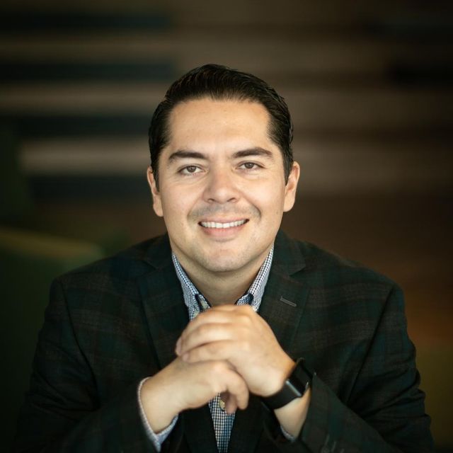 Osvaldo Hernández, Psicólogo San Pedro Garza Garcia