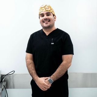 Ampliar imagen: Eduardo Hernández Yáñez, Cirujano general Cuauhtémoc