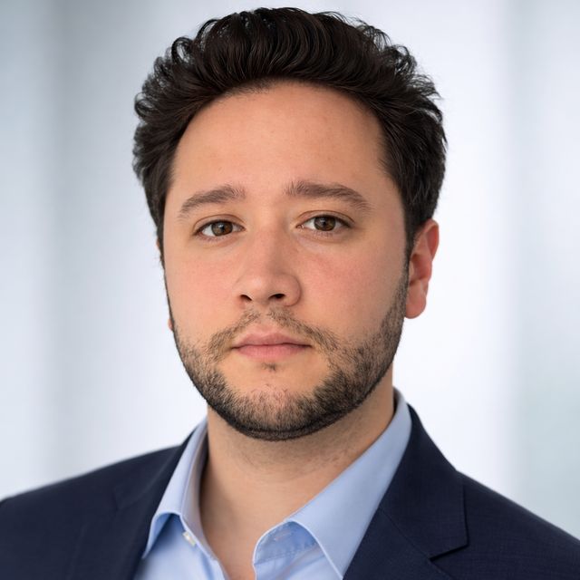 Luis Arturo Du Pond de la Garza, Ortopedista Celaya