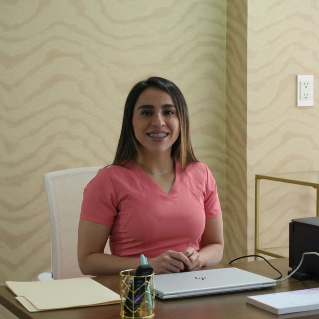 Leslie Eunice Omaña Yóval, Ginecólogo Ciudad de México