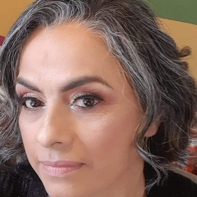 Julia Calderon Aguilar, Oftalmólogo Morelia