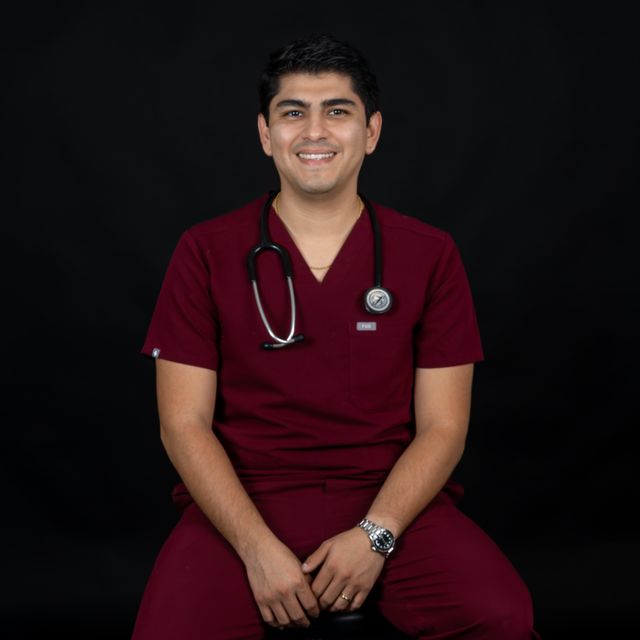 Alexandro Azael Castillo Cobian, Urgenciólogo Colima