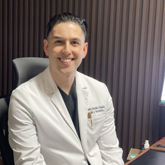 Alejandro Morales Delgado, Ginecólogo Monterrey