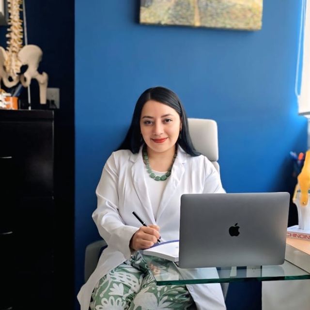 Jhovana Cadena Alvarado, Ortopedista Tlalpan