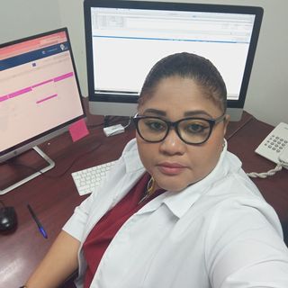 Ampliar imagen: Betty Esly Zulueta Gómez, Radiólogo La Paz