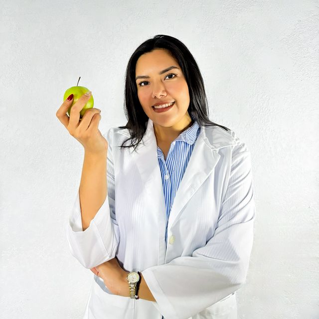 Adriana María de Gpe. Gómez Pérez, Nutriólogo San Francisco de Campeche