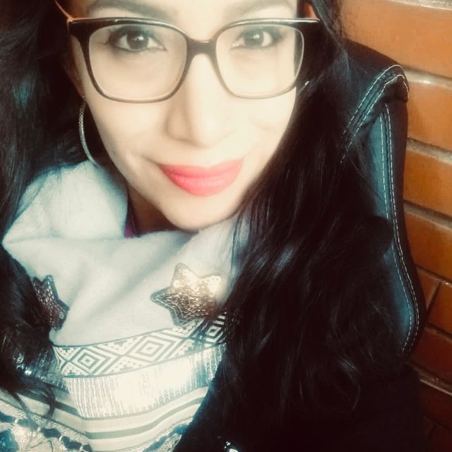 Laura Velázquez, Psicólogo Texcoco