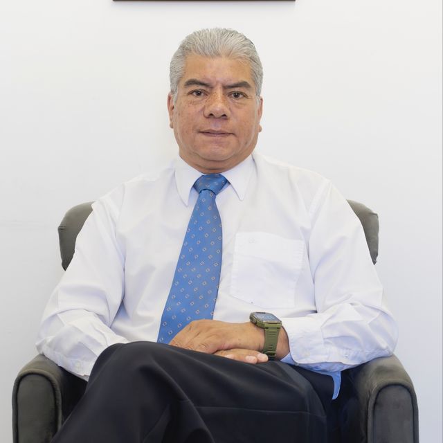 José Antonio Giles Gutiérrez, Psicólogo Corregidora