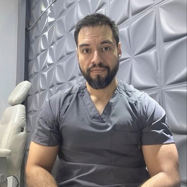 Efrén Gutiérrez Enríquez, Oftalmólogo San Pedro Garza Garcia