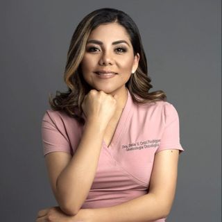 Ampliar imagen: Delia V. Cruz, Ginecólogo Ciudad de México