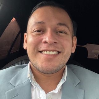 Ampliar imagen: Carlos Mario Estrada Álvarez, Psicólogo Villahermosa