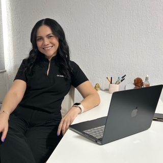 Ampliar imagen: Sandra Roxana López Cortés, Dentista - Odontólogo Mérida