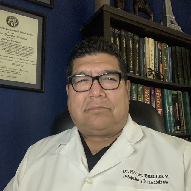 Héctor Bustillos Villegas, Ortopedista Ciudad Juarez