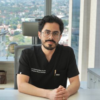 Dr. Víctor Ríos Dávila