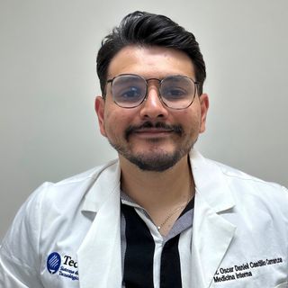 Oscar Daniel  Castillo Carranza, Internista San Pedro Garza Garcia