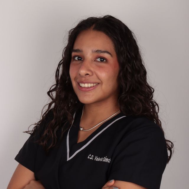 Valeria Sánchez, Dentista - Odontólogo Mérida