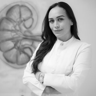 Ampliar imagen: Montserrat Gómez Garduño, Nefrólogo Toluca