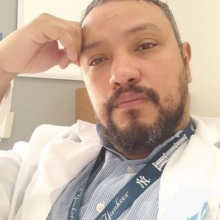 Ampliar imagen: Joseth Emmanuel Guevara, Médico general Tijuana