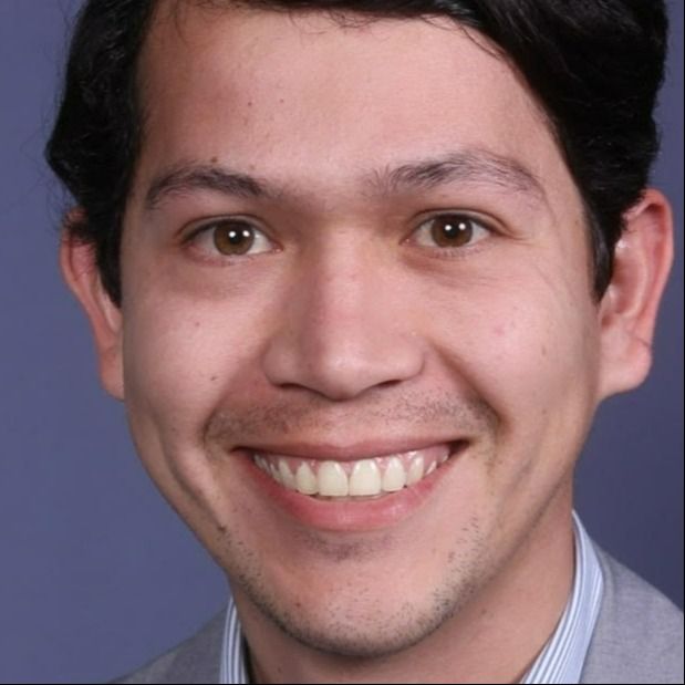 Pablo A. Barragán Castillo, Oftalmólogo Puebla