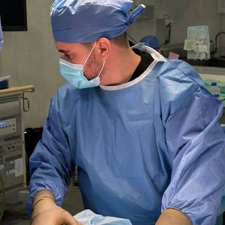 Ampliar imagen: Reyder Herrera Cruz, Médico general Cancun