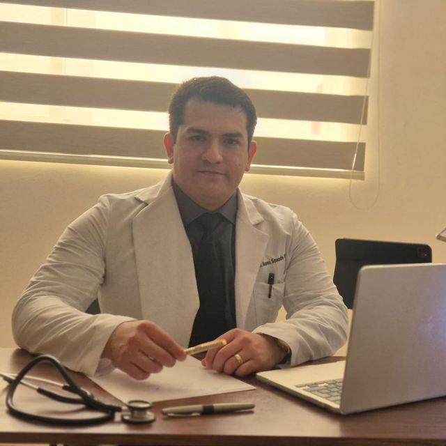 Alan Aarón Saucedo Sabas, Cirujano general Aguascalientes