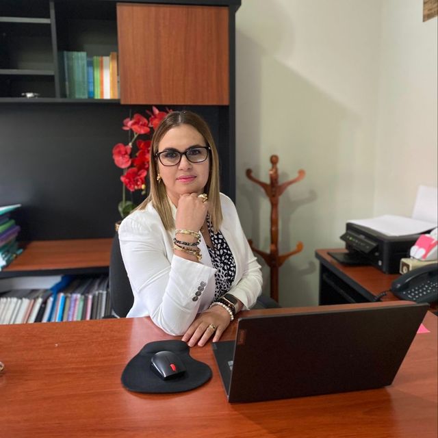 Ana Ivis Gutiérrez Corona, Psicólogo Metepec