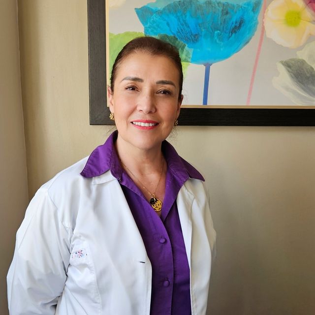 Mónica Monroy Cortés, Especialista en Rehabilitación y Medicina Física Metepec