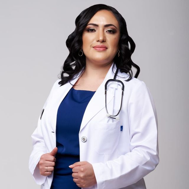 Aurora Esmeralda López Reyes, Ginecólogo Naucalpan de Juárez