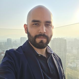 Dr. Carlos Alberto Anzures Muñoz