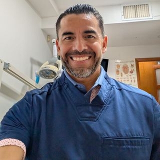 Christian Bustillos, Dentista - Odontólogo Ciudad Juarez